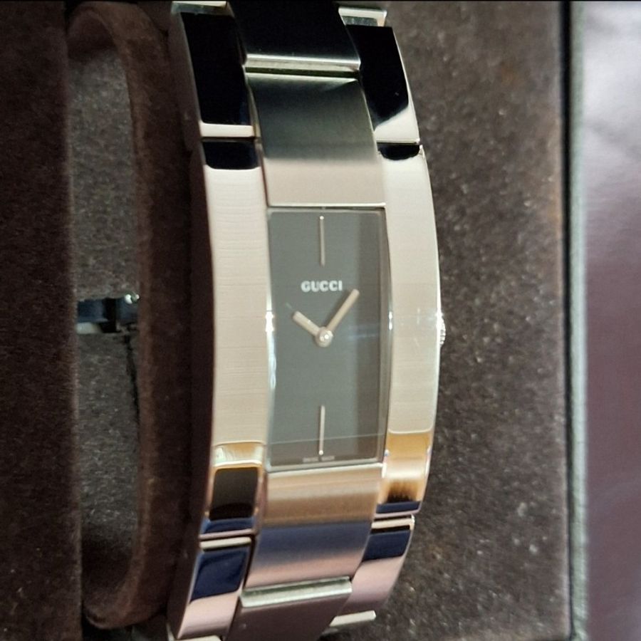 Gucci 4600 M 黑色腕錶-2