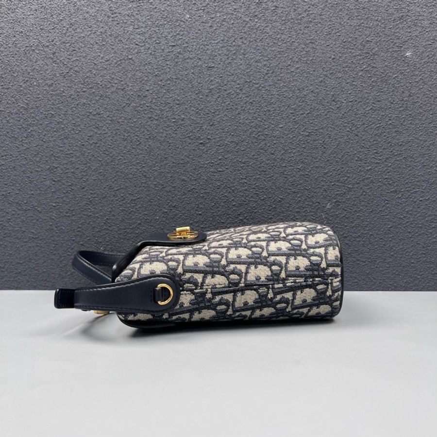 Dior 藍色老花30 Montaigne迷你薯條包-3