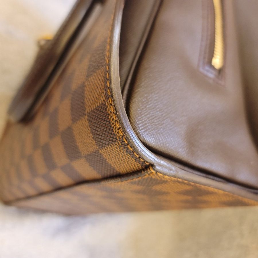🎊斷捨離出清🎊LOUIS VUITTON LV N51155 棋盤格  Triana 手提包 豆腐包-30