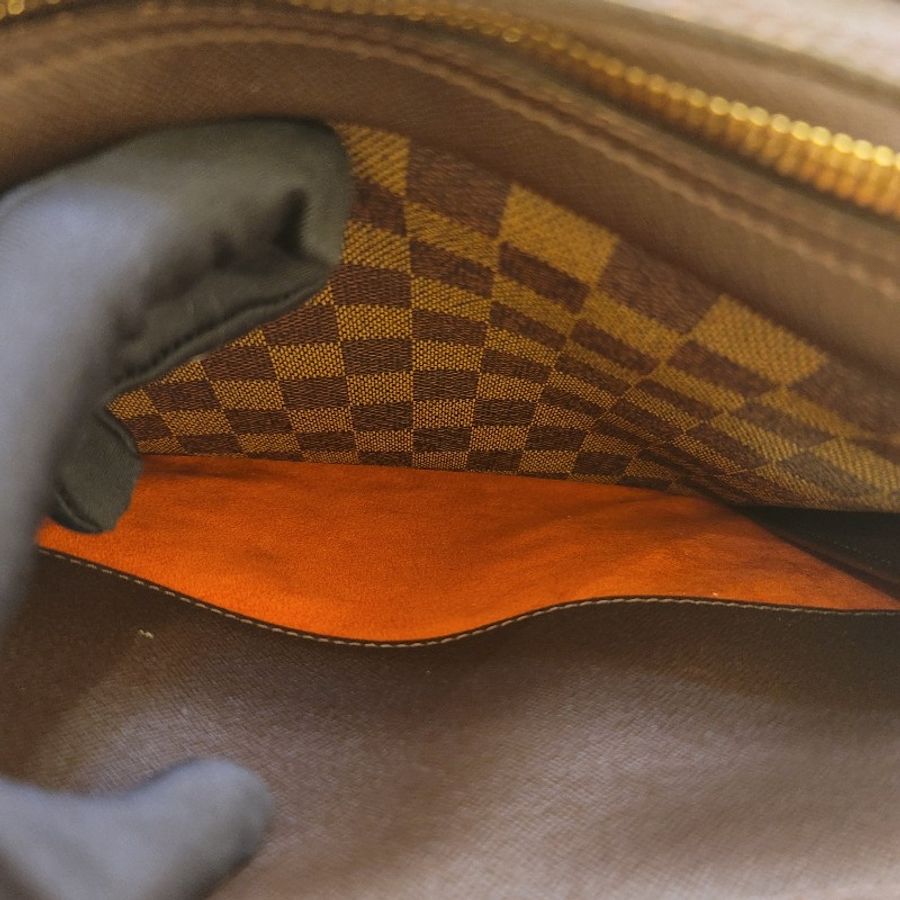 🎊斷捨離出清🎊LOUIS VUITTON LV N51155 棋盤格  Triana 手提包 豆腐包-34