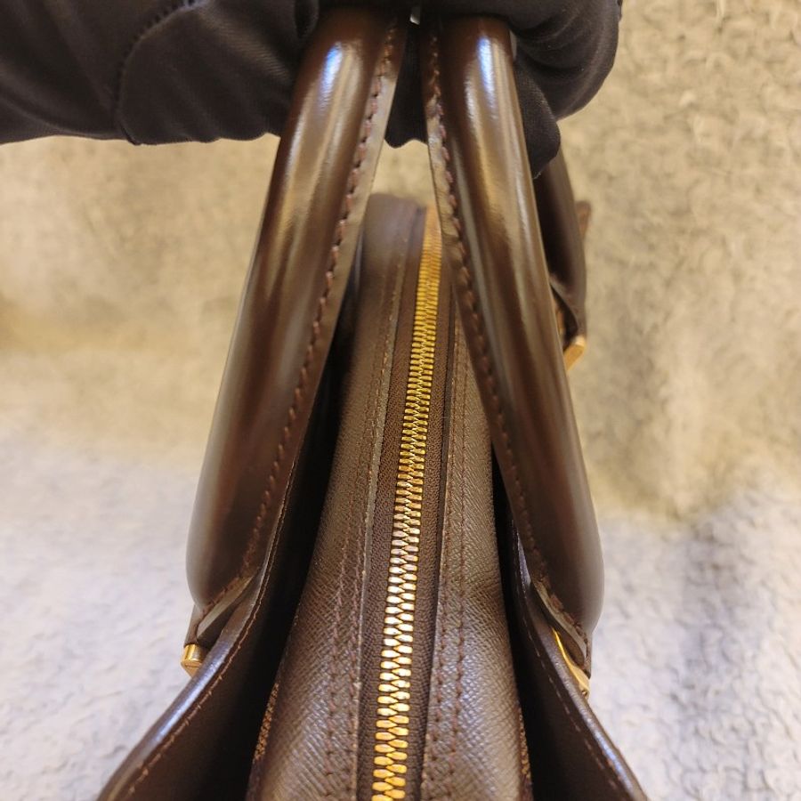 🎊斷捨離出清🎊LOUIS VUITTON LV N51155 棋盤格  Triana 手提包 豆腐包-43
