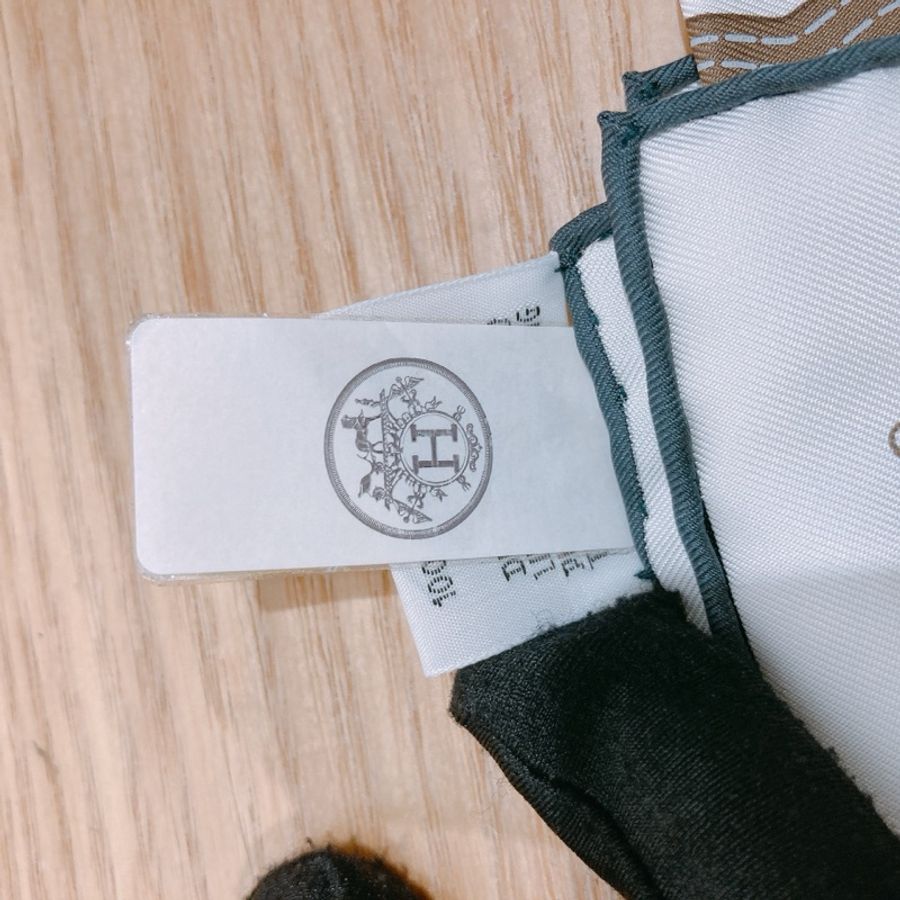 HERMES 愛馬仕方形馬車圖案絲巾90 X 90 CM STATELY WHEELS SCARF IN SILK-5