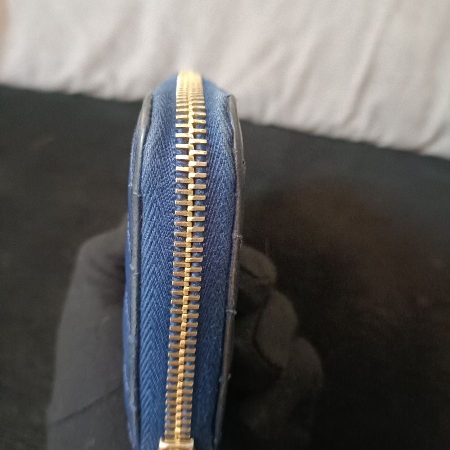 YSL 藍色荔枝牛皮長夾-22