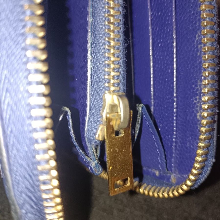 YSL 藍色荔枝牛皮長夾-33