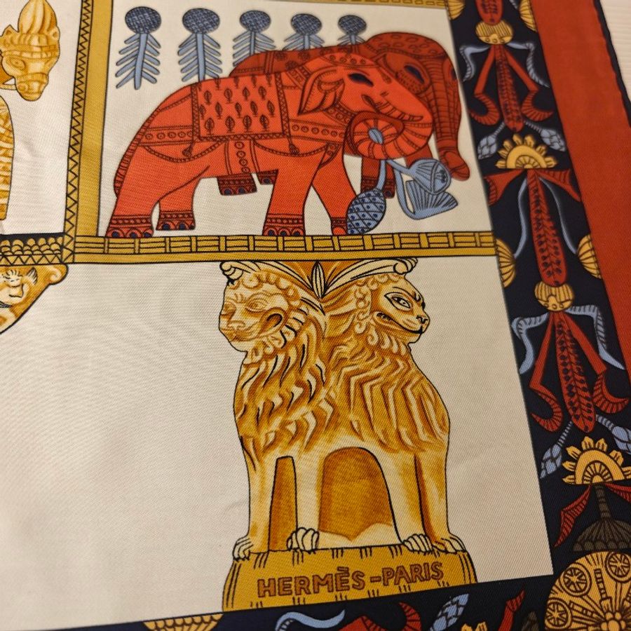 🍂超甜價🌞Hermès 愛馬仕 大方巾 絲巾 披肩 真絲 silk scarf 圍巾-15