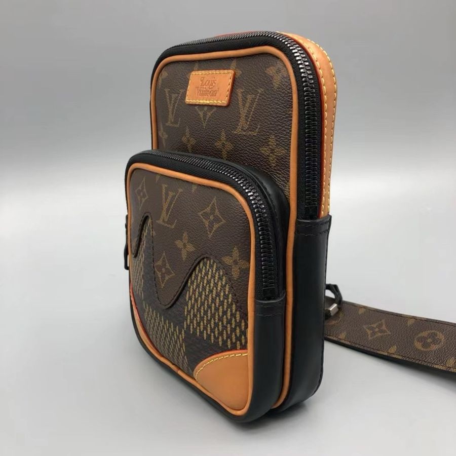Louis Vuitton lv nigo聯名相機包-6