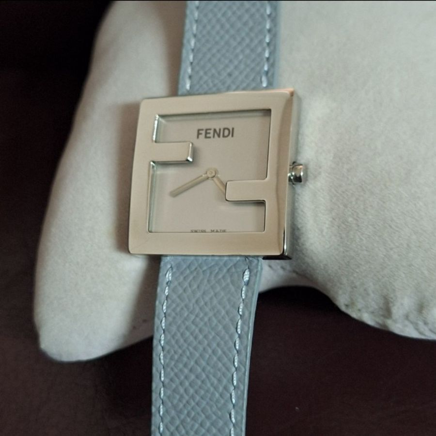 Fendi 4000L 經典雙F腕錶-1