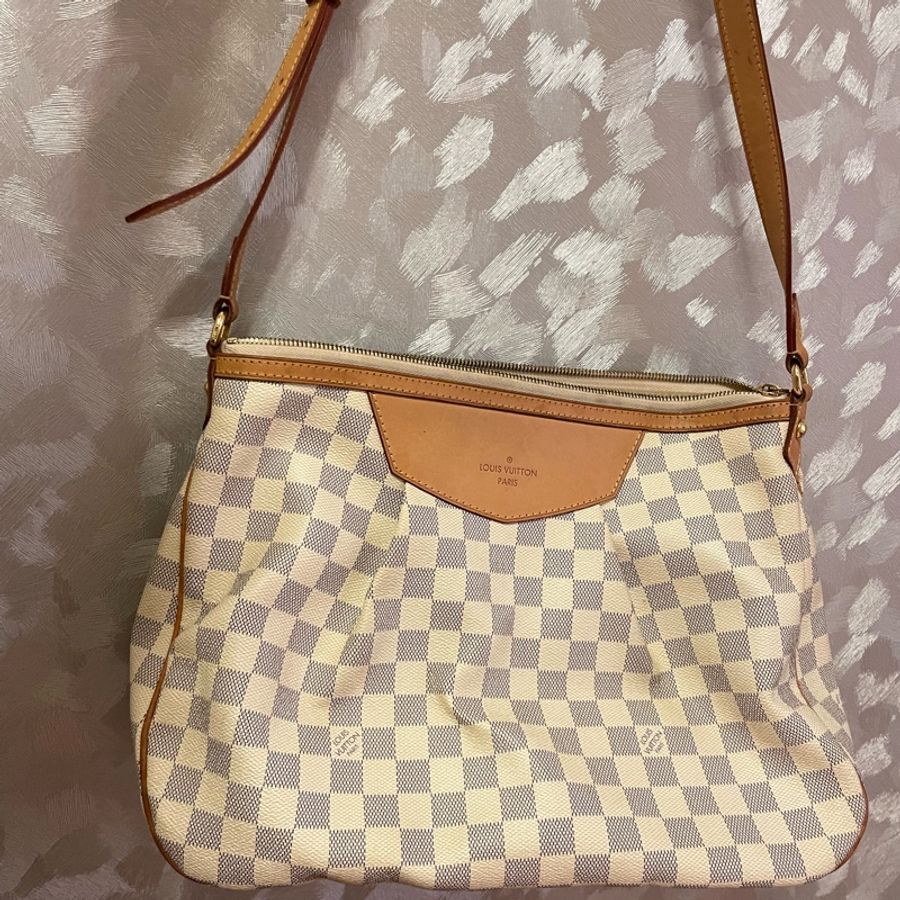 LOUIS VUITTON 路易威登 肩背包 格紋Damier Azur Damier Siracusa PM 白色-1
