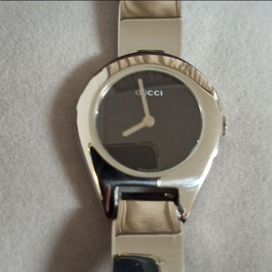 Gucci 6700L 女士腕錶-0