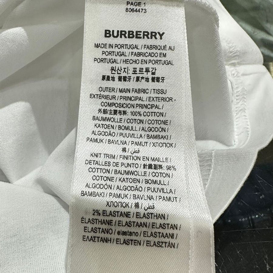 * Burberry Horseferry Square Print Cotton T-Shirt for Women in White - 8064473-White (Size: S)-4