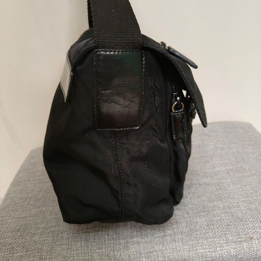 【🐍蛇吧拉系】🧧新春甜甜價至2/3🧧㊣✨PRADA✨普拉達 黑色 輕量 帆布 皮革 單釦 掀蓋式 郵差包 肩背包 斜背包 /二手包/二手精品/保證正品🌳二手樹屋🌳-3
