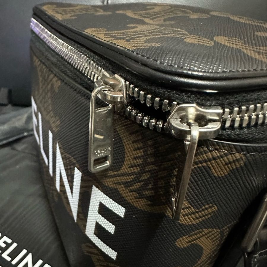 CELINE Triomphe Vanity Crossbody Bag-2