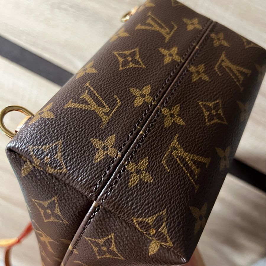 LV M45502 Montsouris BB 老花皮革後背包-7