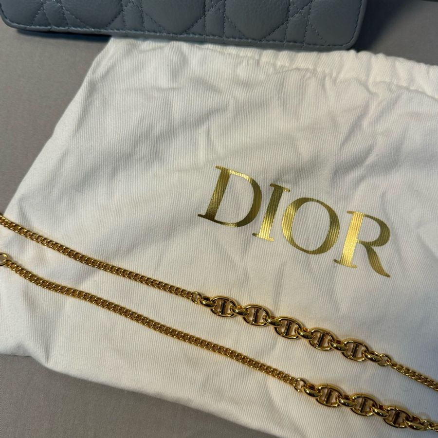 Christian Dior Caro Pouch with chain 藍色 可加鏈條斜背woc-2