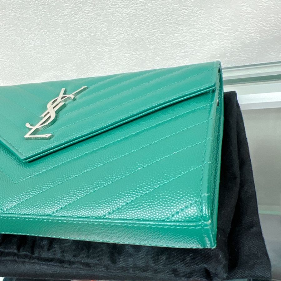 甜價💖YSL 翡翠綠銀釦 信封鏈條包 woc-3