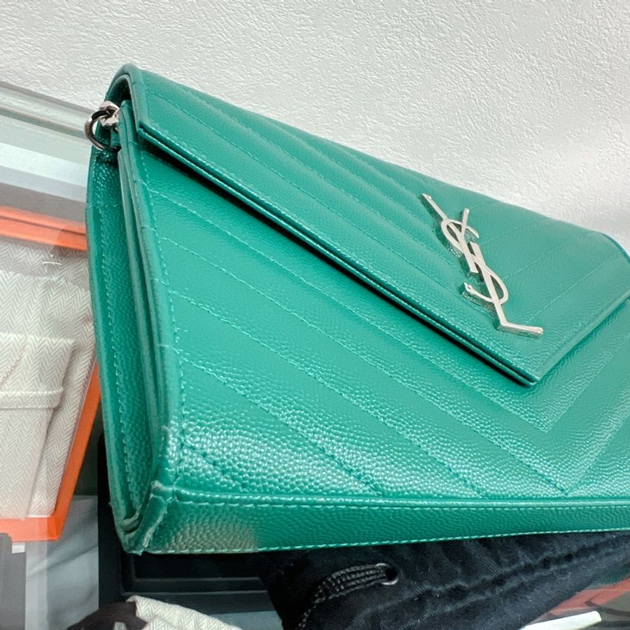 甜價💖YSL 翡翠綠銀釦 信封鏈條包 woc-5