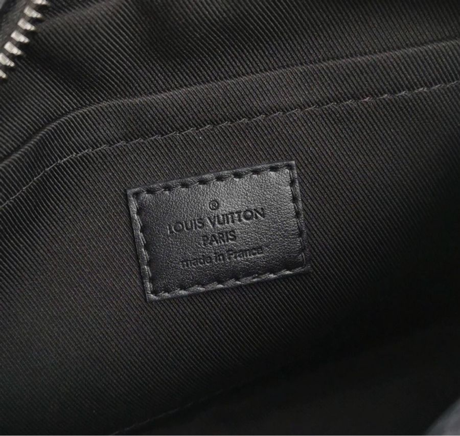 Louis Vuitton (LV)Soft Trunk 老花壓紋,黑盒子堅斜孭包(男裝)-10