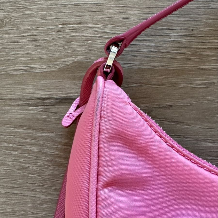 PRADA 粉色hobo短肩帶 月牙包口-9