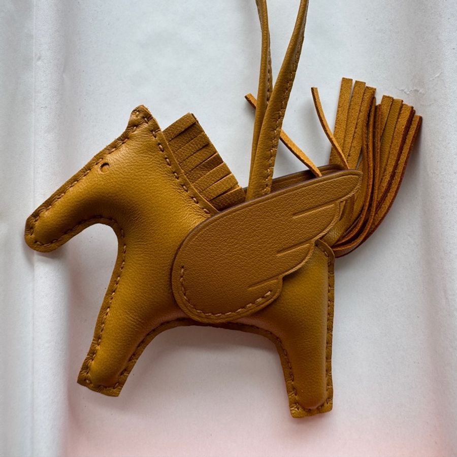 Hermès 愛馬仕Rodeo純色小飛馬吊飾 芝麻色-2