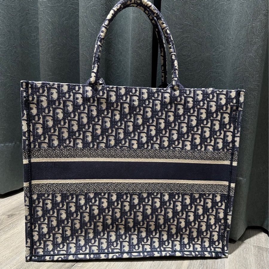 大碼 Dior Book Tote-1