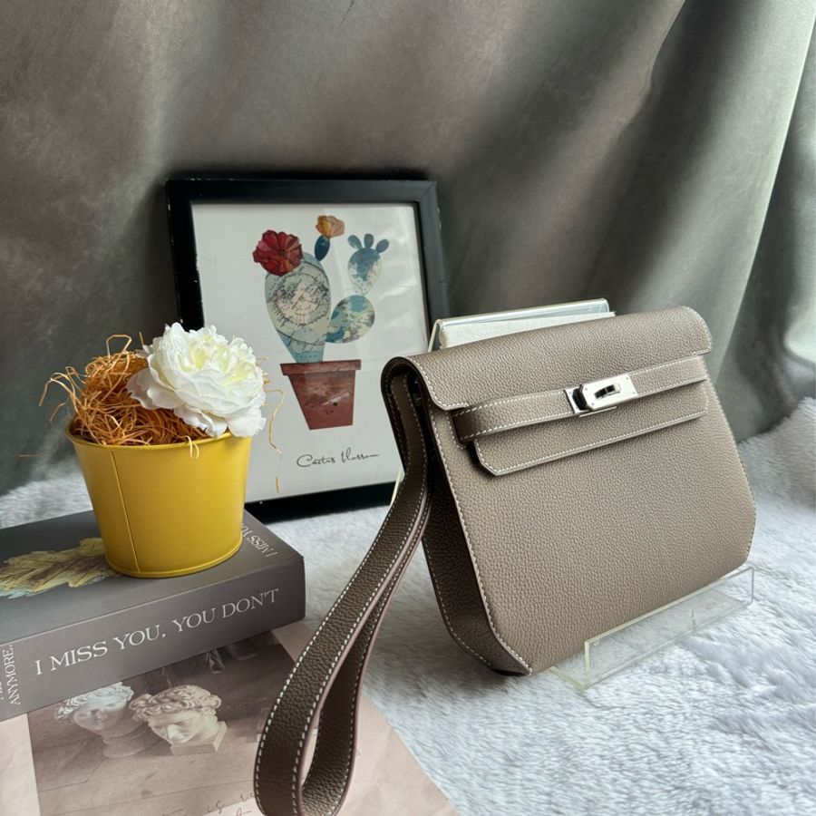 Hermes Kelly Depeches 25 銀釦 TOGO皮 手拿包(大象灰)-3