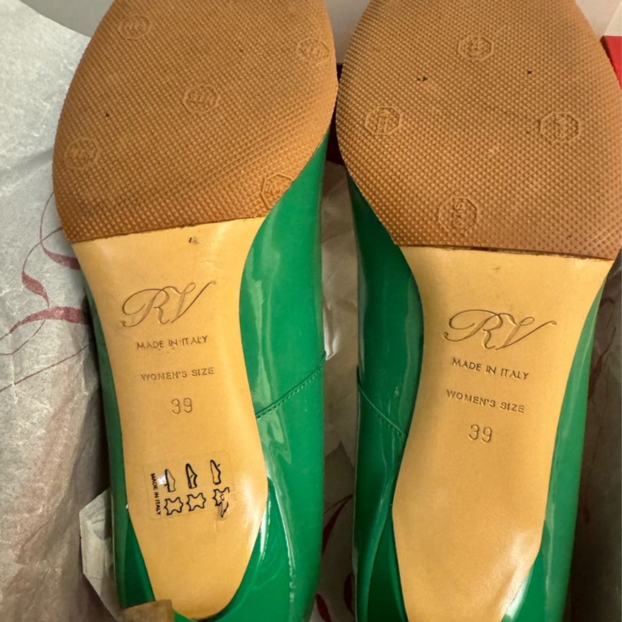 Roger vivier 薄荷色經典方釦漆皮高跟鞋39號-6