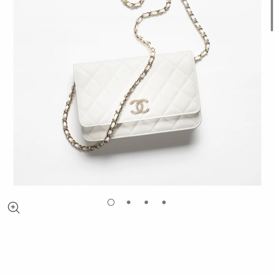 Chanel 23A 白色水鑽woc-0