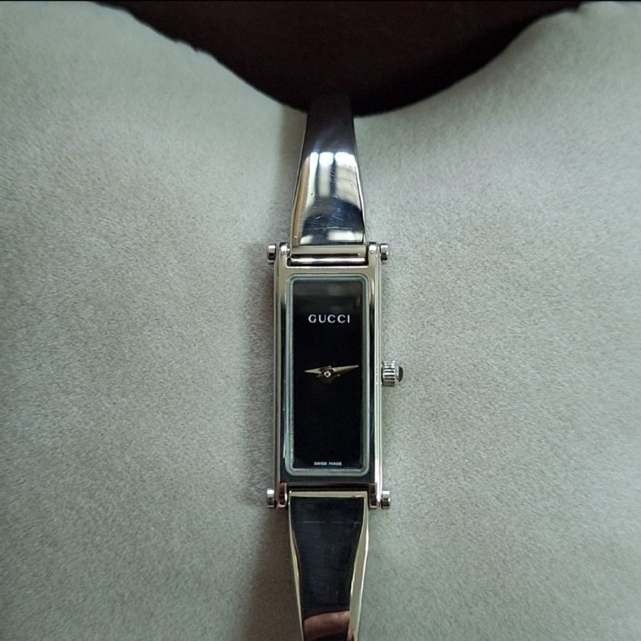 Gucci 1500L 黑色經典馬銜手環錶-0
