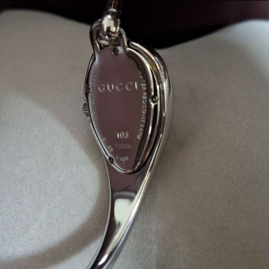Gucci 103 美鑽橢圓手鐲馬銜扣腕錶-8