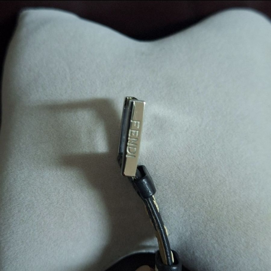Fendi Orologi 黑色皮革腕錶-5