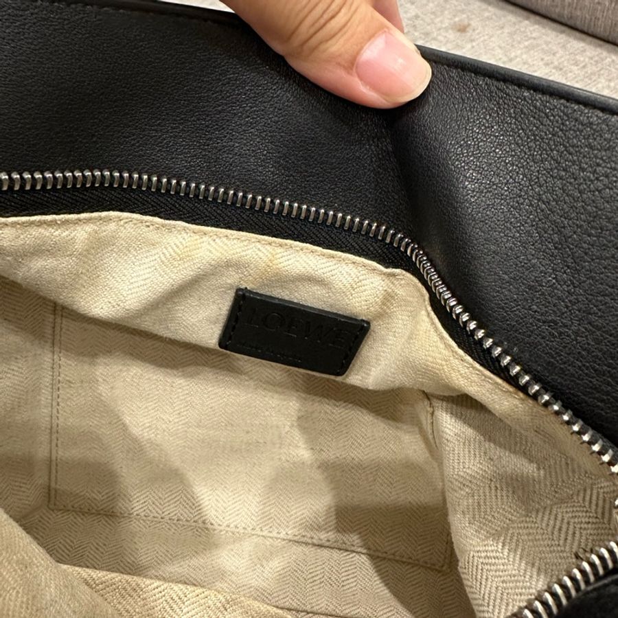 LOEWE Puzzle 黑色小號 拼圖包 幾何包(稀有白標款!)-16