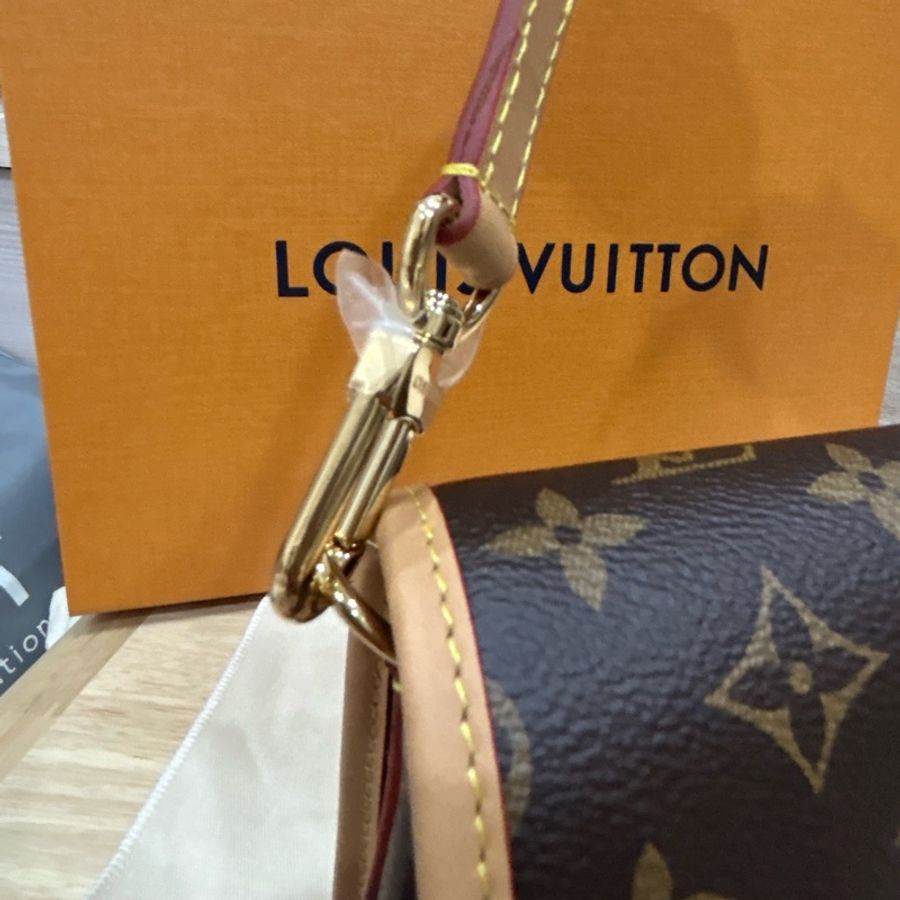 全新 全配 晶片款 Louisviitton diane monogram 法棍包-8