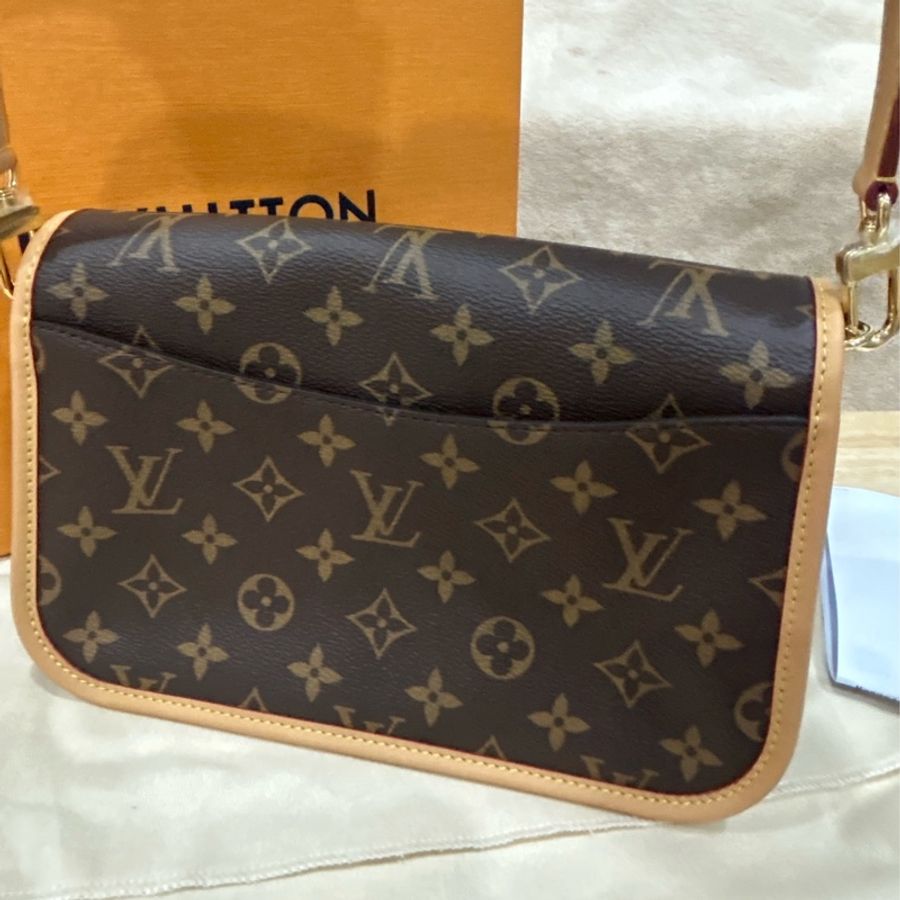 全新 全配 晶片款 Louisviitton diane monogram 法棍包-14