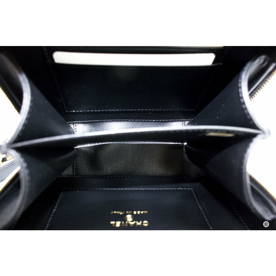 Chanel A84452 Y06542 CC Filigree Vanity Clutch With Chain Black / 94305 Caviar Shoulder Bags Ghw-7