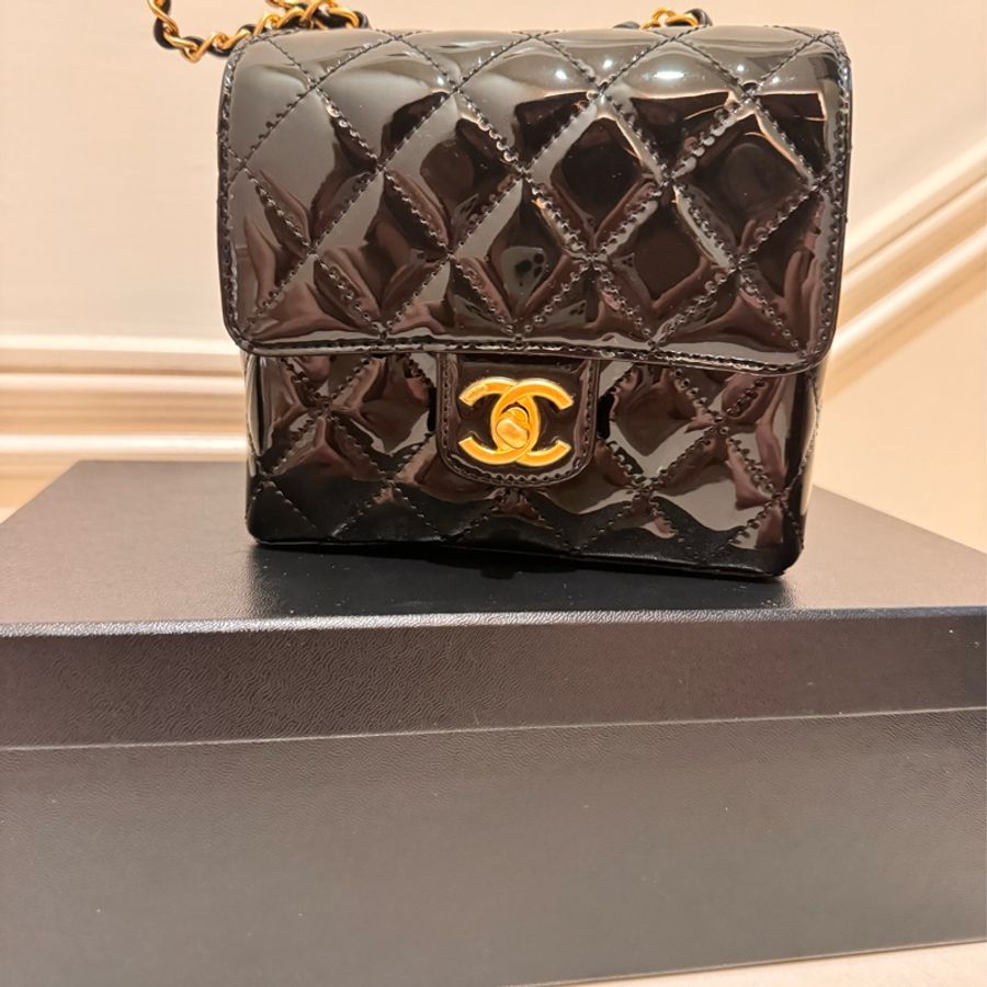 chanel漆皮方胖子-1