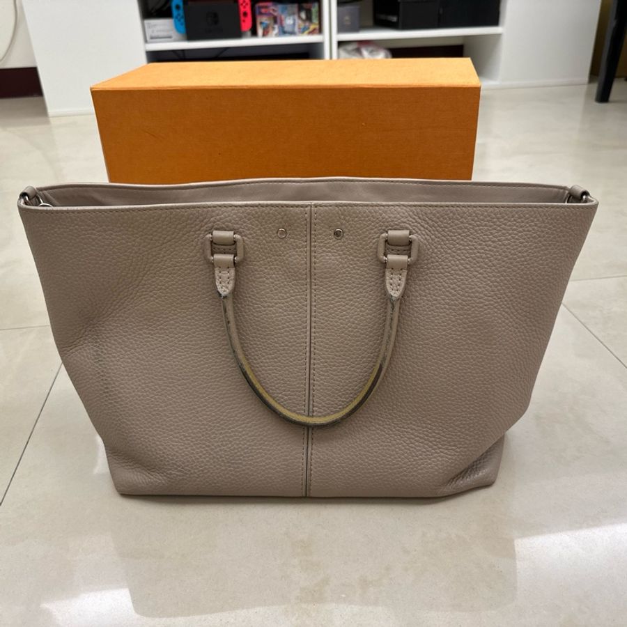 大象灰LOVIS VUITTON 包包-1