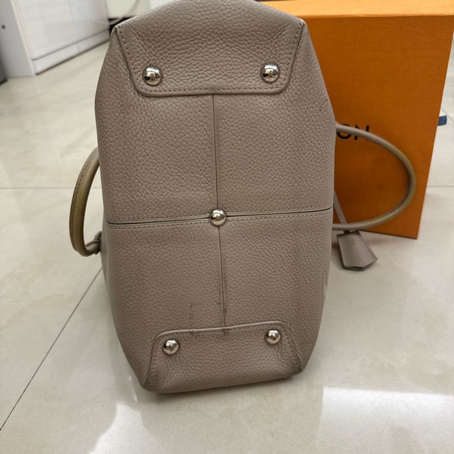 大象灰LOVIS VUITTON 包包-4