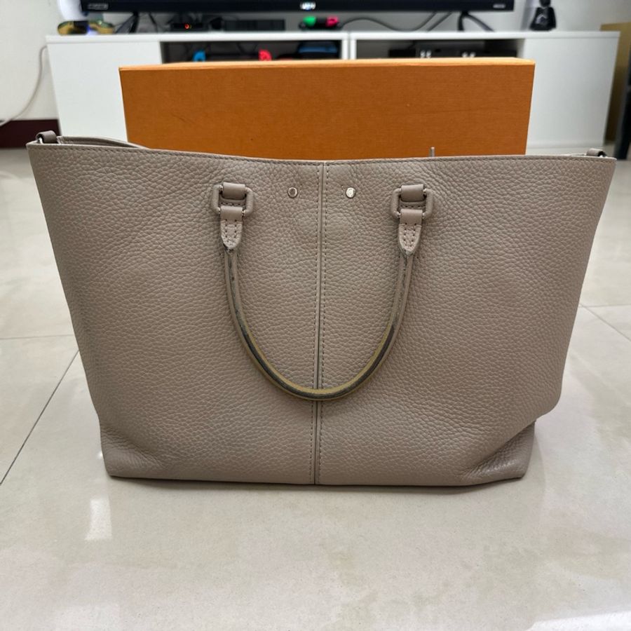 大象灰LOVIS VUITTON 包包-6