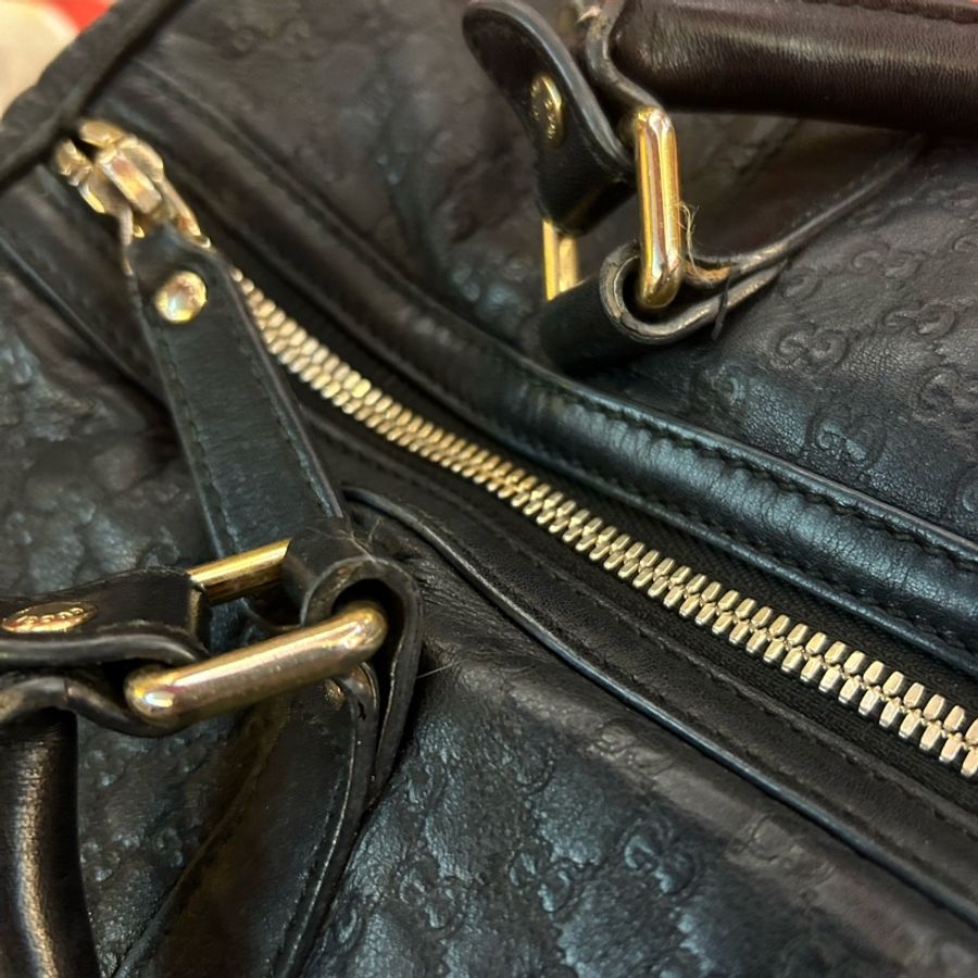 GUCCI Guccissima 牛皮壓紋手提/斜背二用波士頓包(黑色)-31