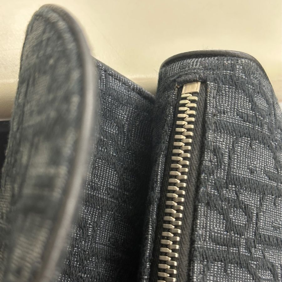 🈶購證 #新款閒置 #櫃上售近13萬 Dior黑刺繡馬鞍包 芯片款-68
