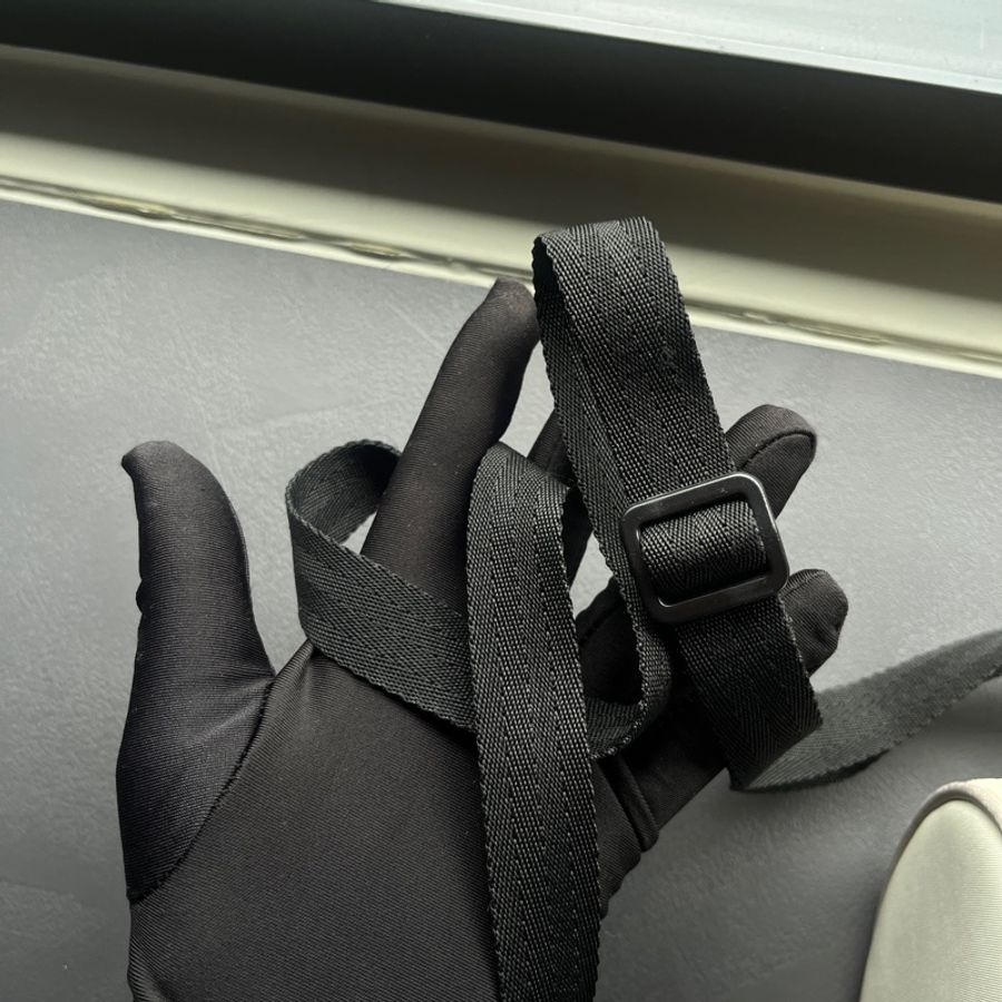Chanel sports白格紋帆布水壺包-9