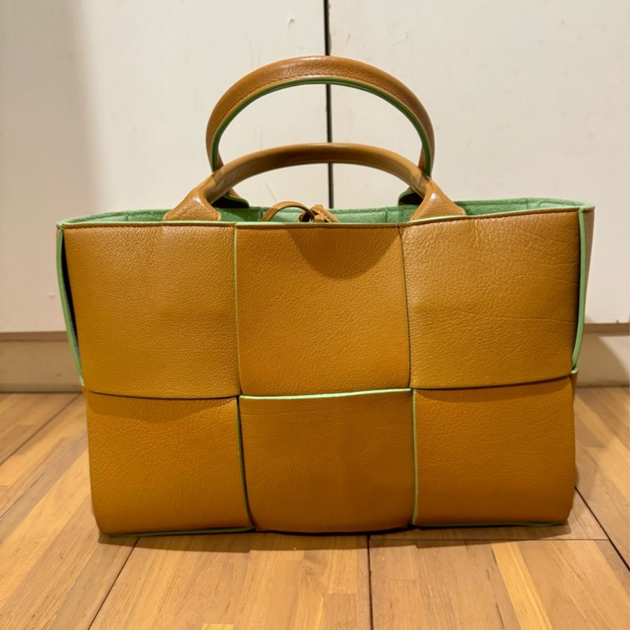 BOTTEGA VENETA BV 652867 ARCO S 雙色全皮大格編織手提包-4