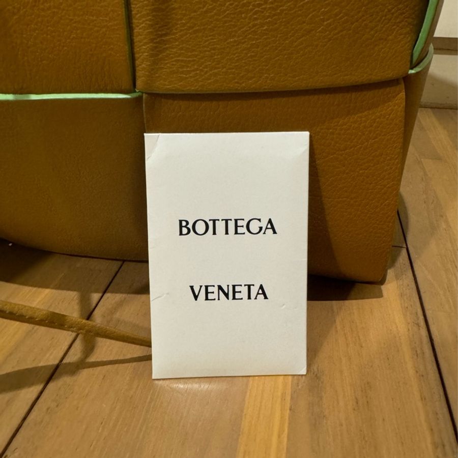BOTTEGA VENETA BV 652867 ARCO S 雙色全皮大格編織手提包-14