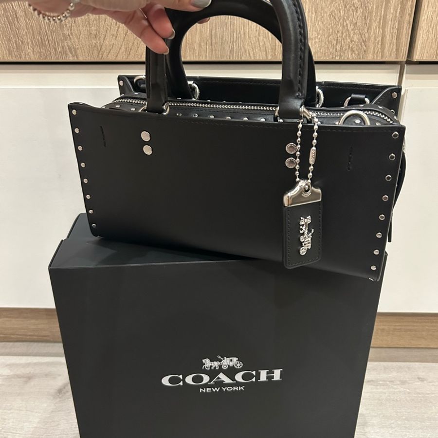 COACH ROGUE 26 卯釘手袋-2