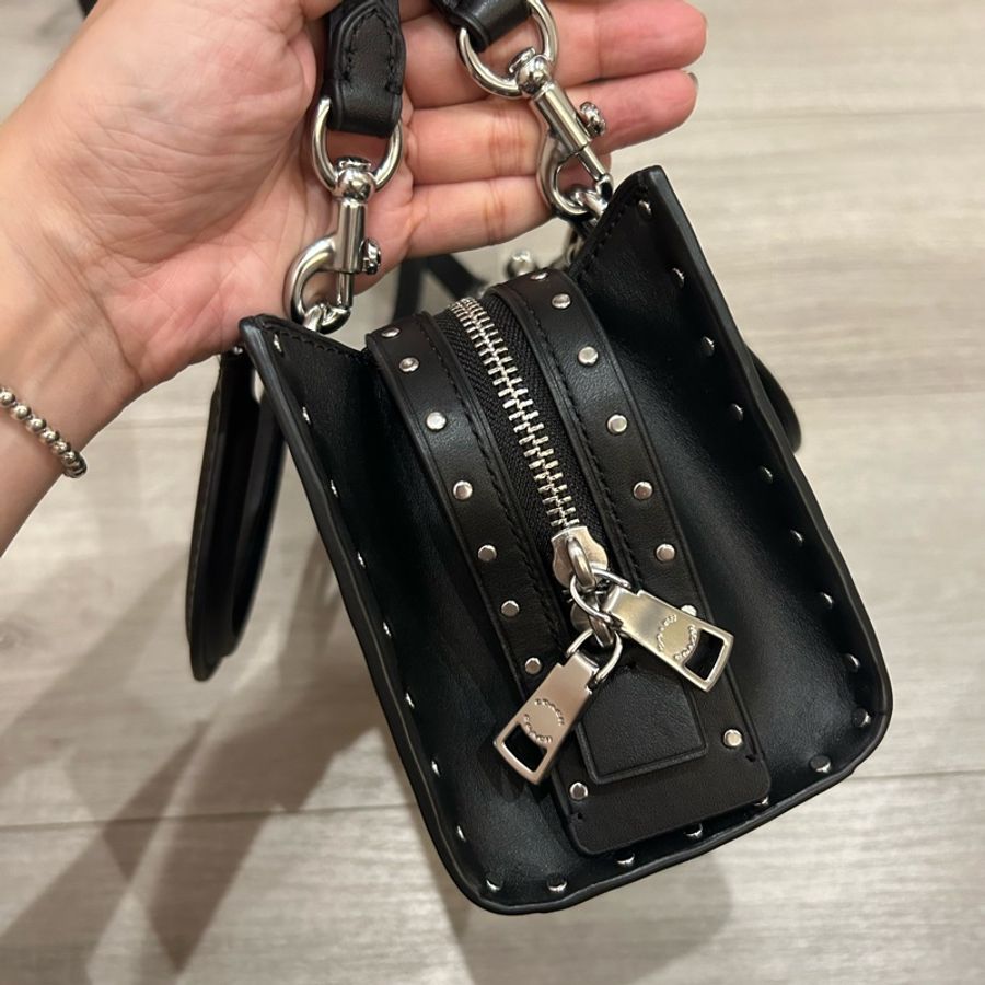 COACH ROGUE 26 卯釘手袋-5