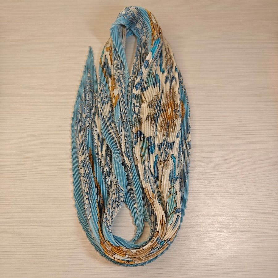 🩵絕版❄️全新🦚Hermès 絲巾 方巾 90公分 scarf 披肩 愛馬仕 Hermes 風琴 皺摺 圍巾-8