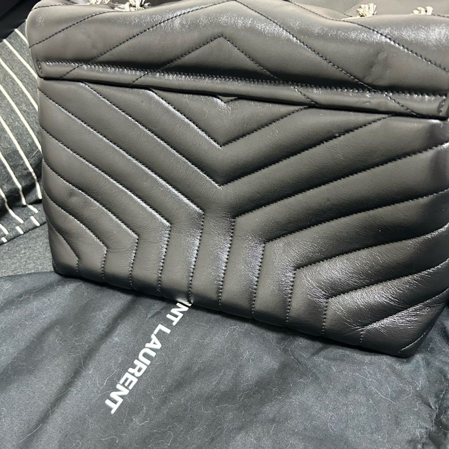 全新真品✨Saint Laurent YSL 57中款 Lou Lou 小羊皮銀鍊包 黑色-8