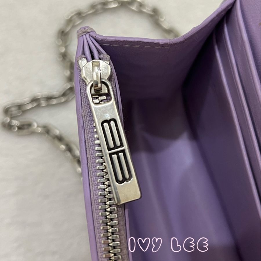 BALENCIAGA 688894 WOC 銀扣肩背包 斜背包 薰衣草紫鱷魚壓紋小牛皮 二手精品-8