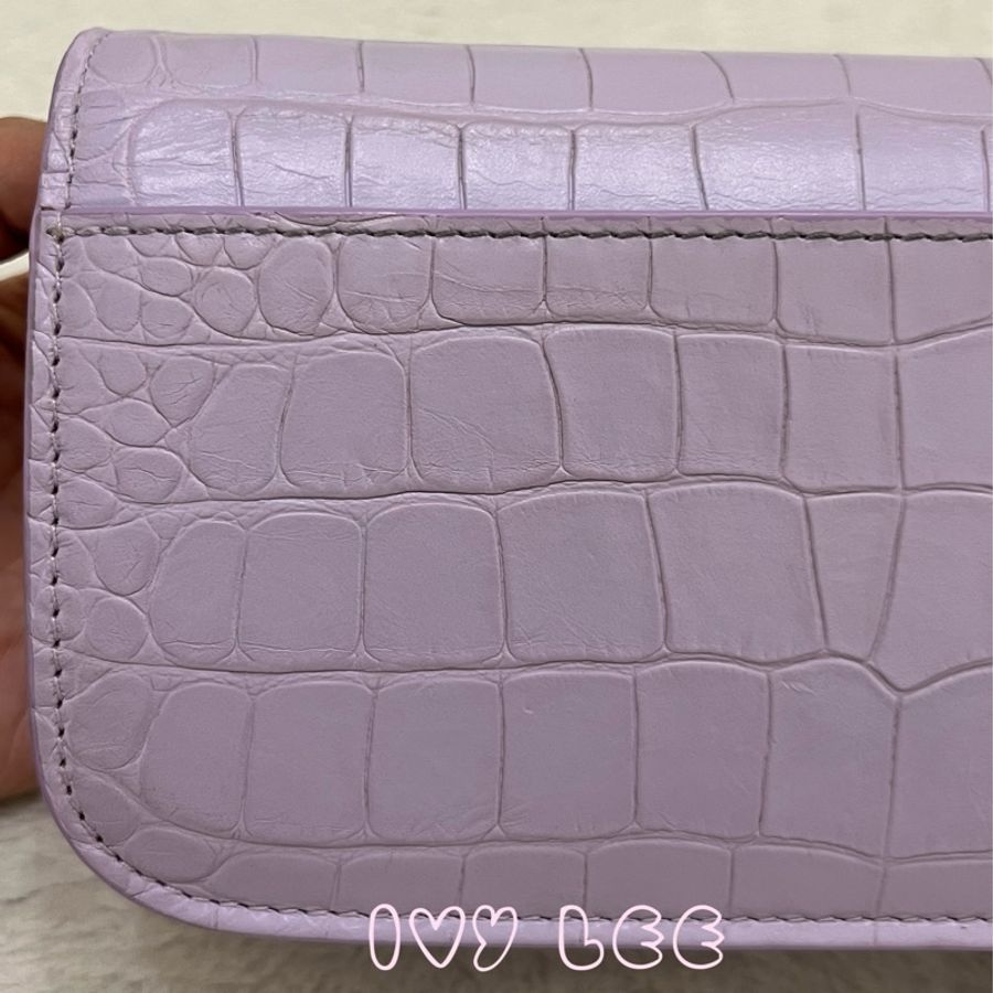 BALENCIAGA 688894 WOC 銀扣肩背包 斜背包 薰衣草紫鱷魚壓紋小牛皮 二手精品-22