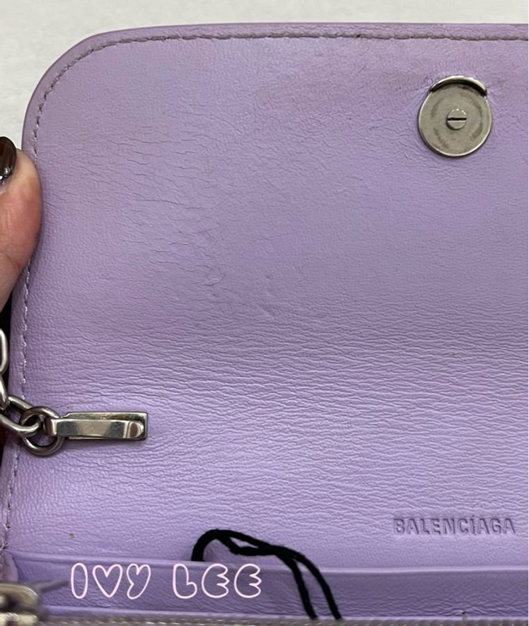 BALENCIAGA 688894 WOC 銀扣肩背包 斜背包 薰衣草紫鱷魚壓紋小牛皮 二手精品-24